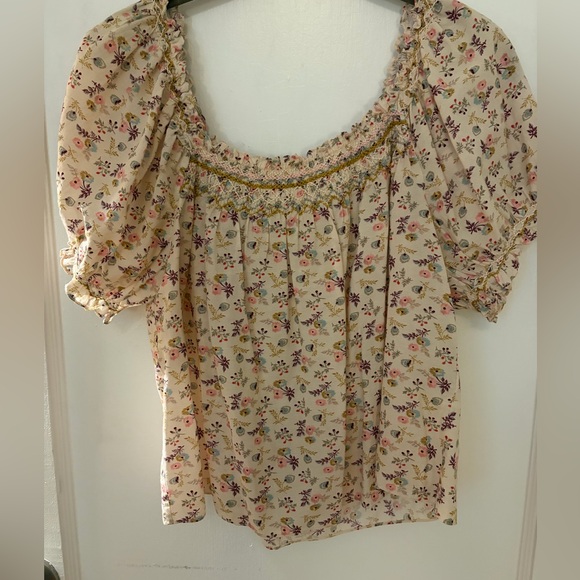 Doen Tops - Doen Floral Puff-Sleeve Peasant Top - Cream size XS